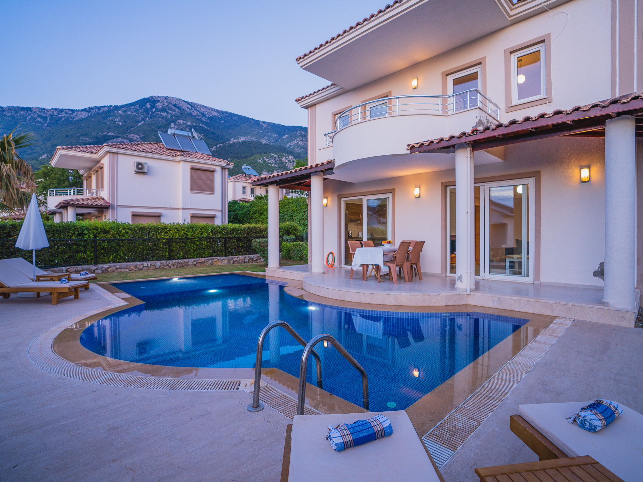 🏡 Villa Royal